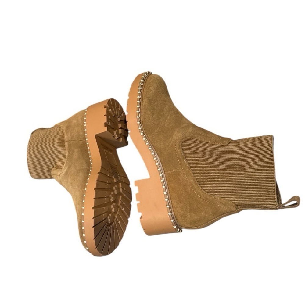 Dolce Vita NWOT Tan Suede Boots with Chunky Sole